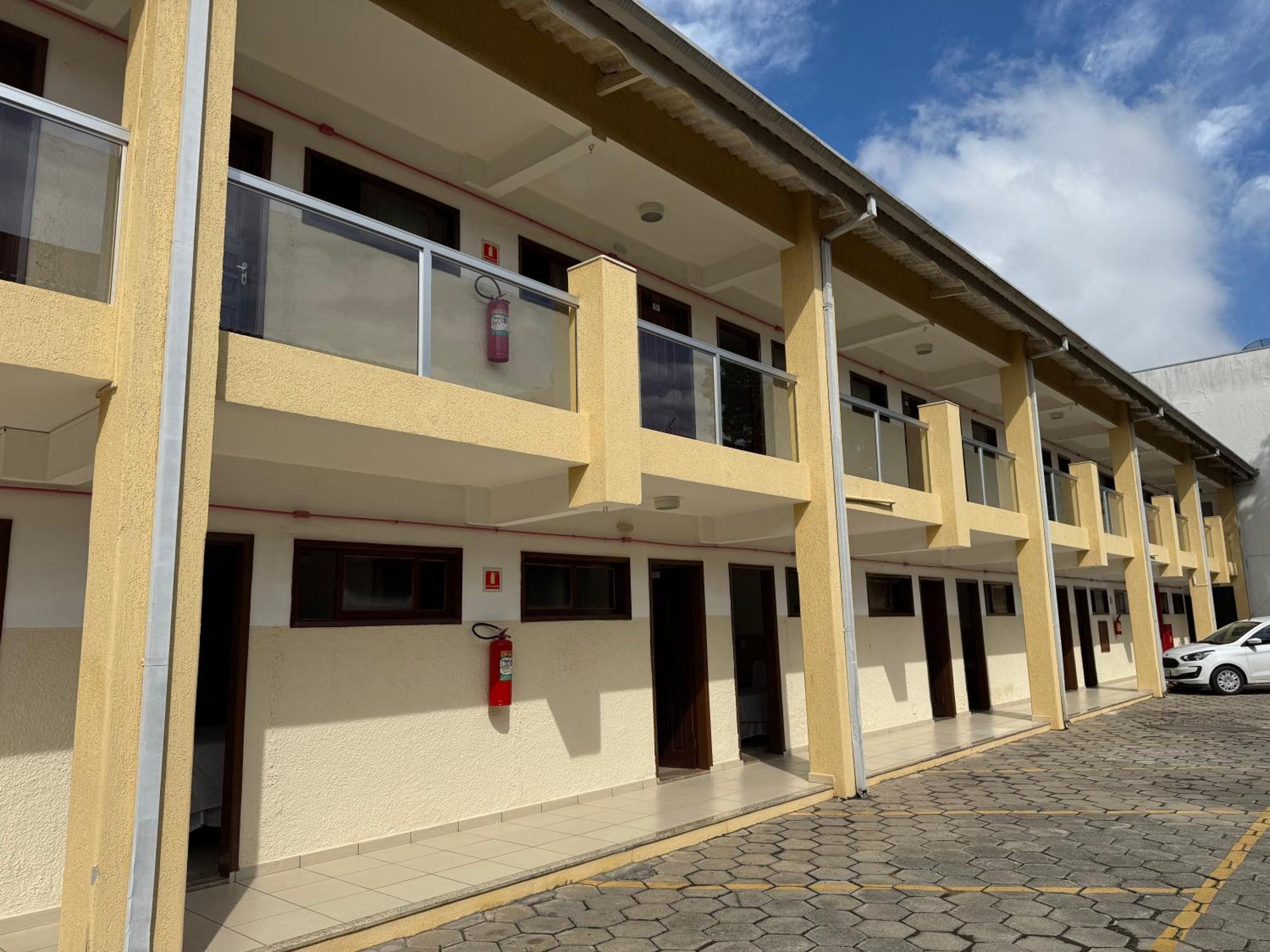 סאו סבסטיאו Hotel Recanto Dos Passaros מראה חיצוני תמונה