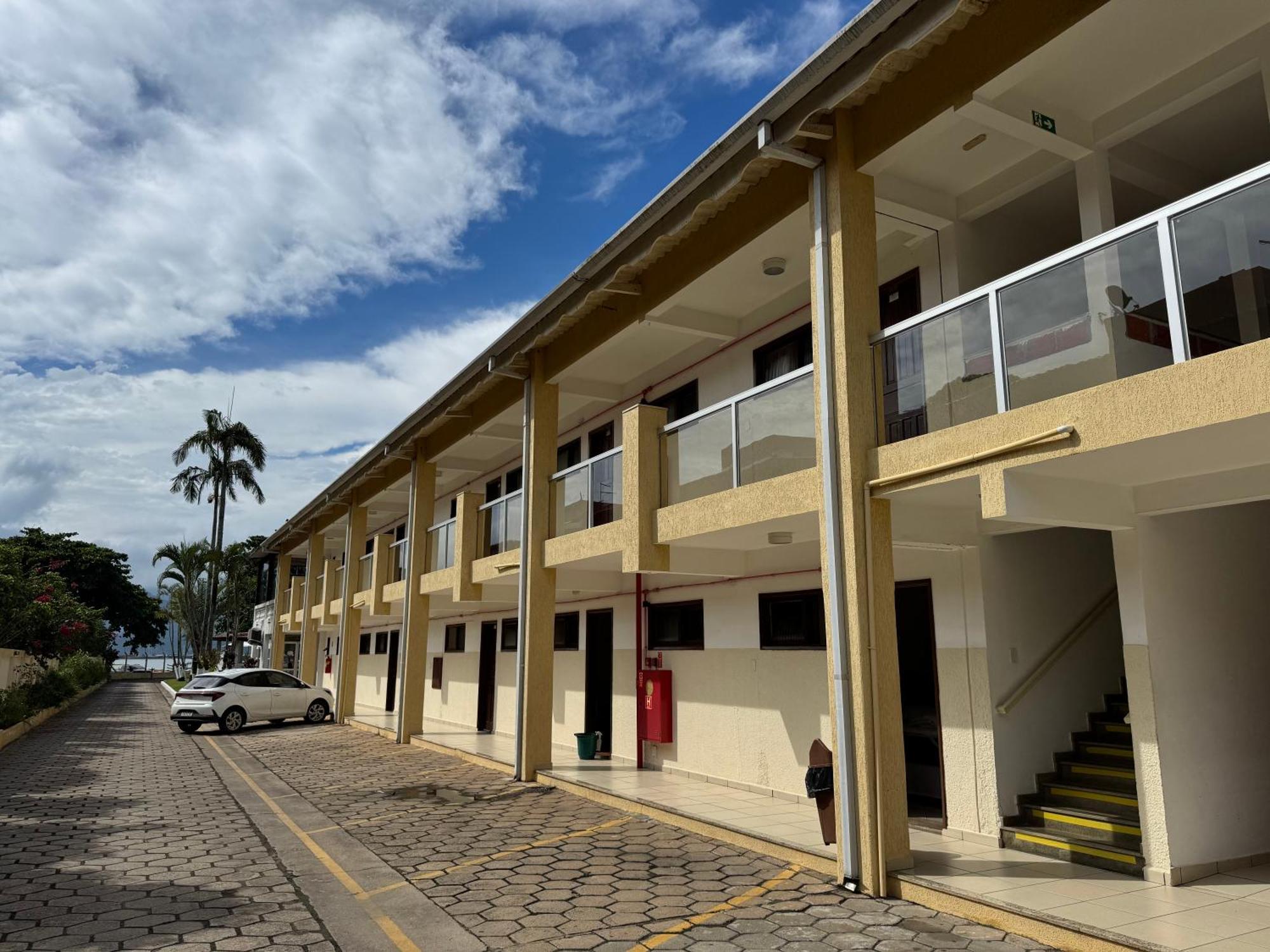 סאו סבסטיאו Hotel Recanto Dos Passaros מראה חיצוני תמונה